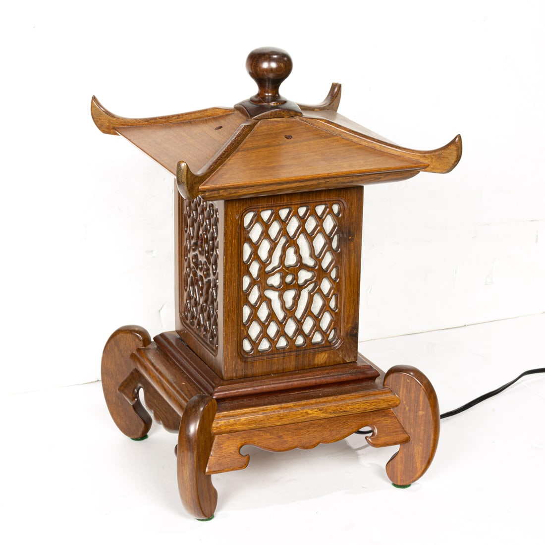 Japanese brown wood square tower pagoda shape table lamp (1 of 1)