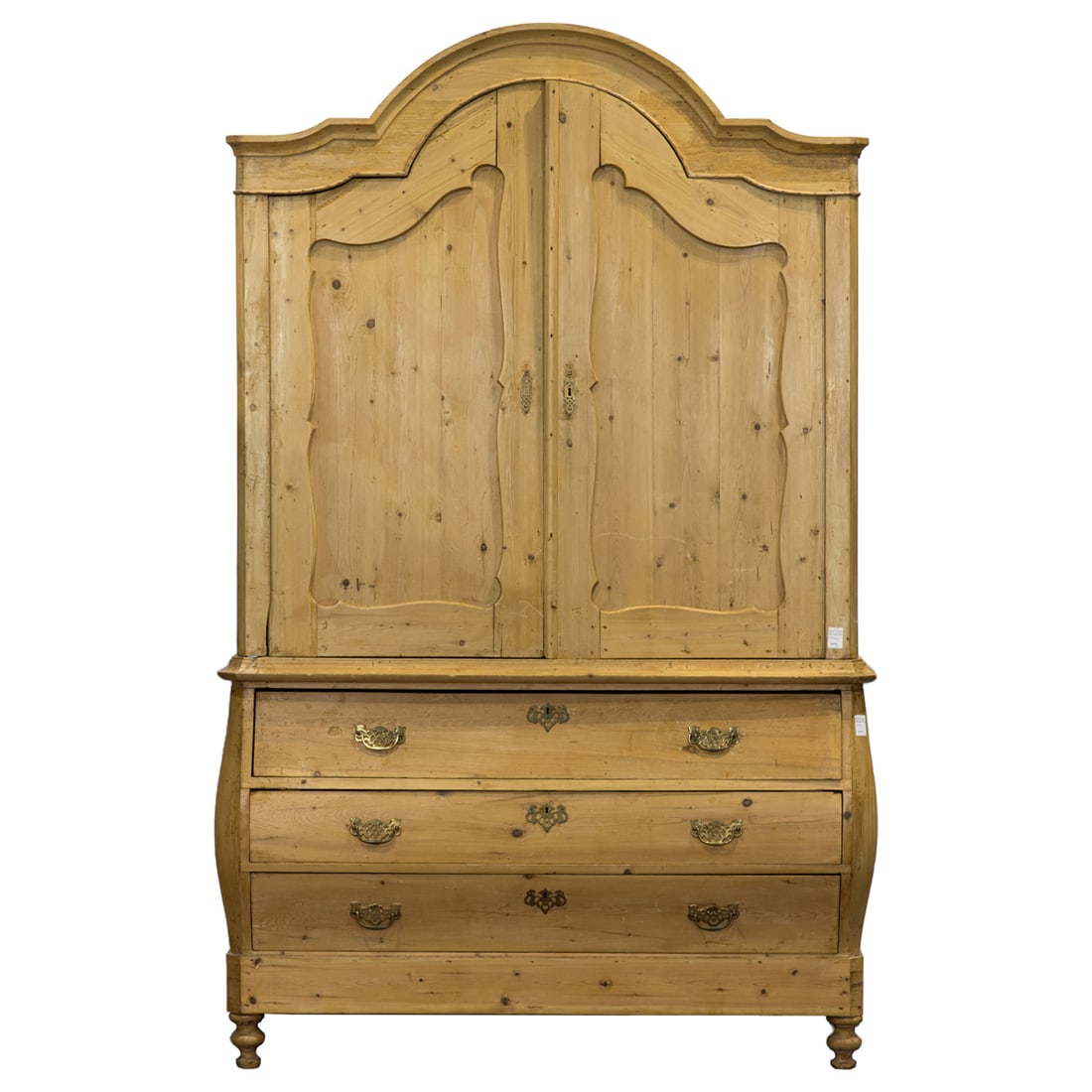 A Continental pine linen press, 19th century (1 of 5)