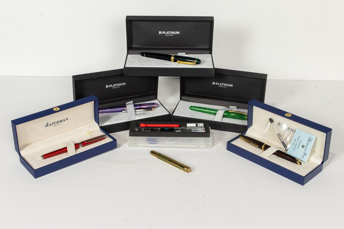 A group of Japanese fountain pens with fitted boxes (1 of 1)
