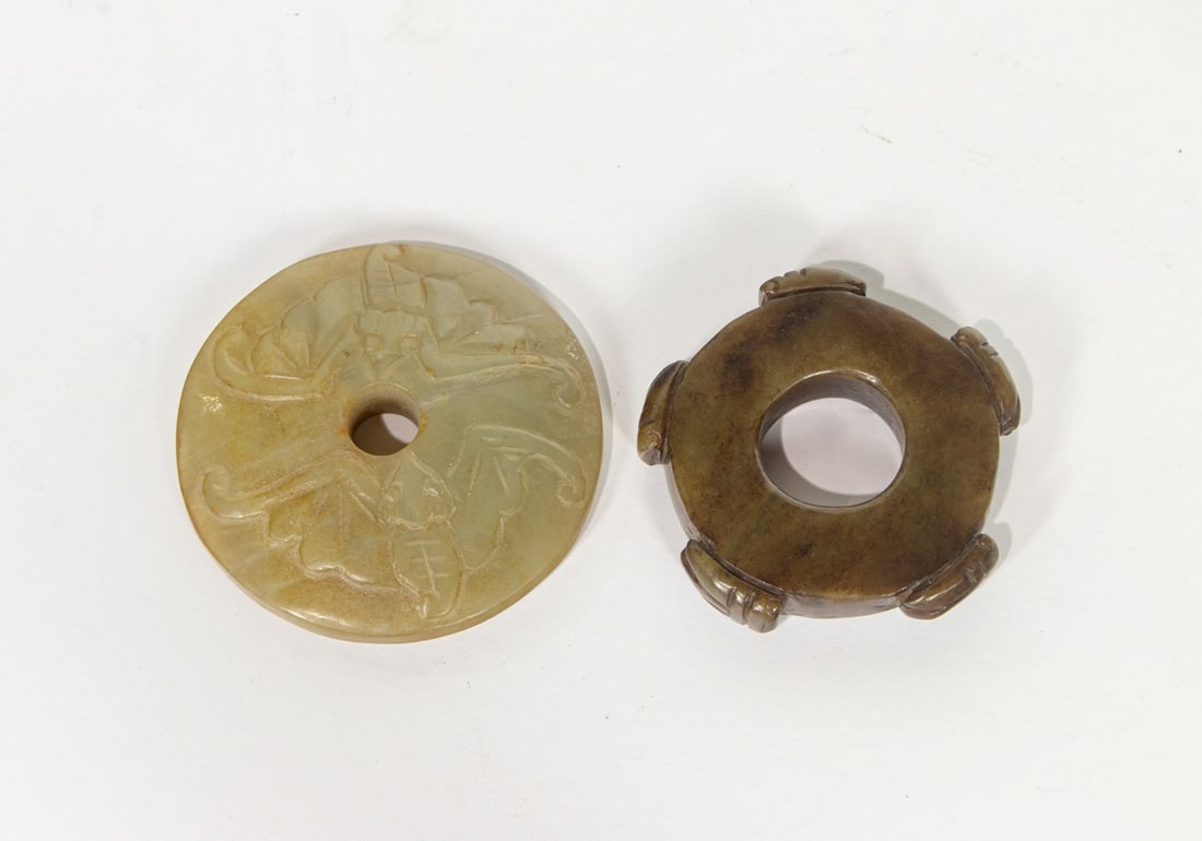 (lot of 2) Chinese artistic carvings (1 of 1)