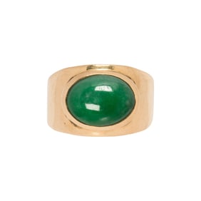 A jade and 14k gold ring