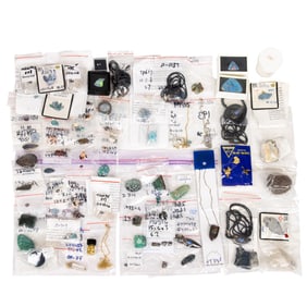 A bag of assorted gemstones