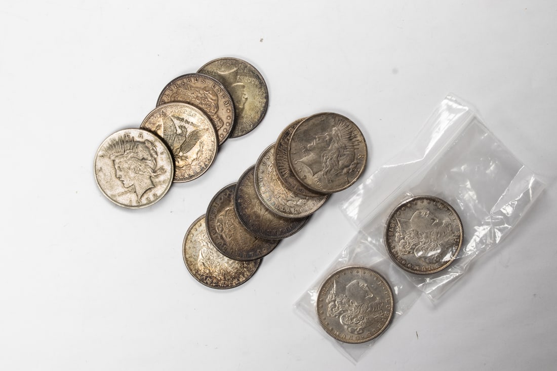 (lot of 12) Eight Morgan silver dollars and (4) Peace dollars, including 1878S AU+ (1 of 1)
