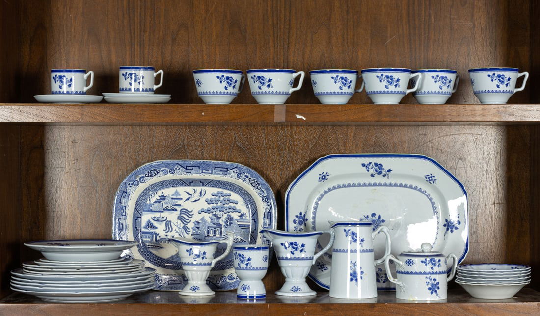 A group of Spode blue and white transfer printed ironstone in the Spodes Gloucester pattern (1 of 1)