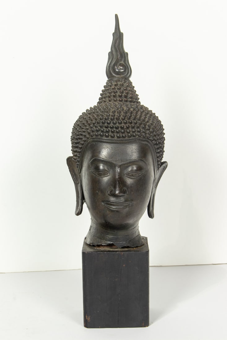 A Thai bronze Buddha head (1 of 1)