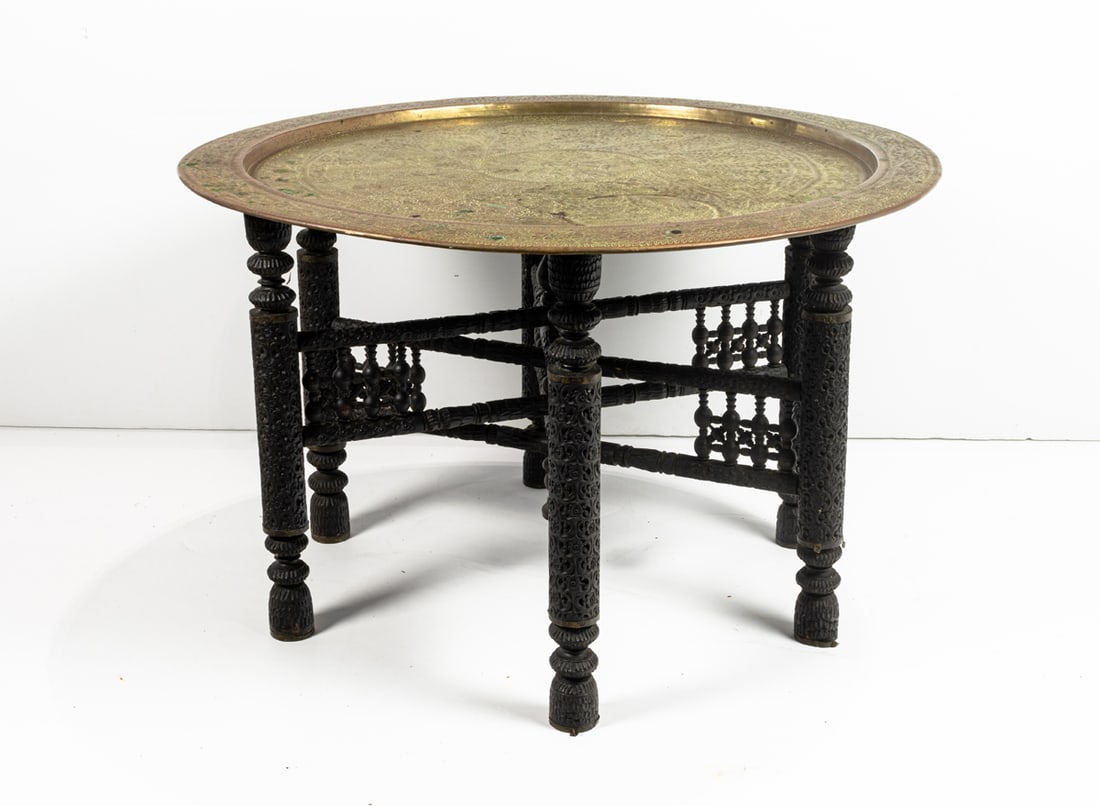 A Chinese brass tray (1 of 3)