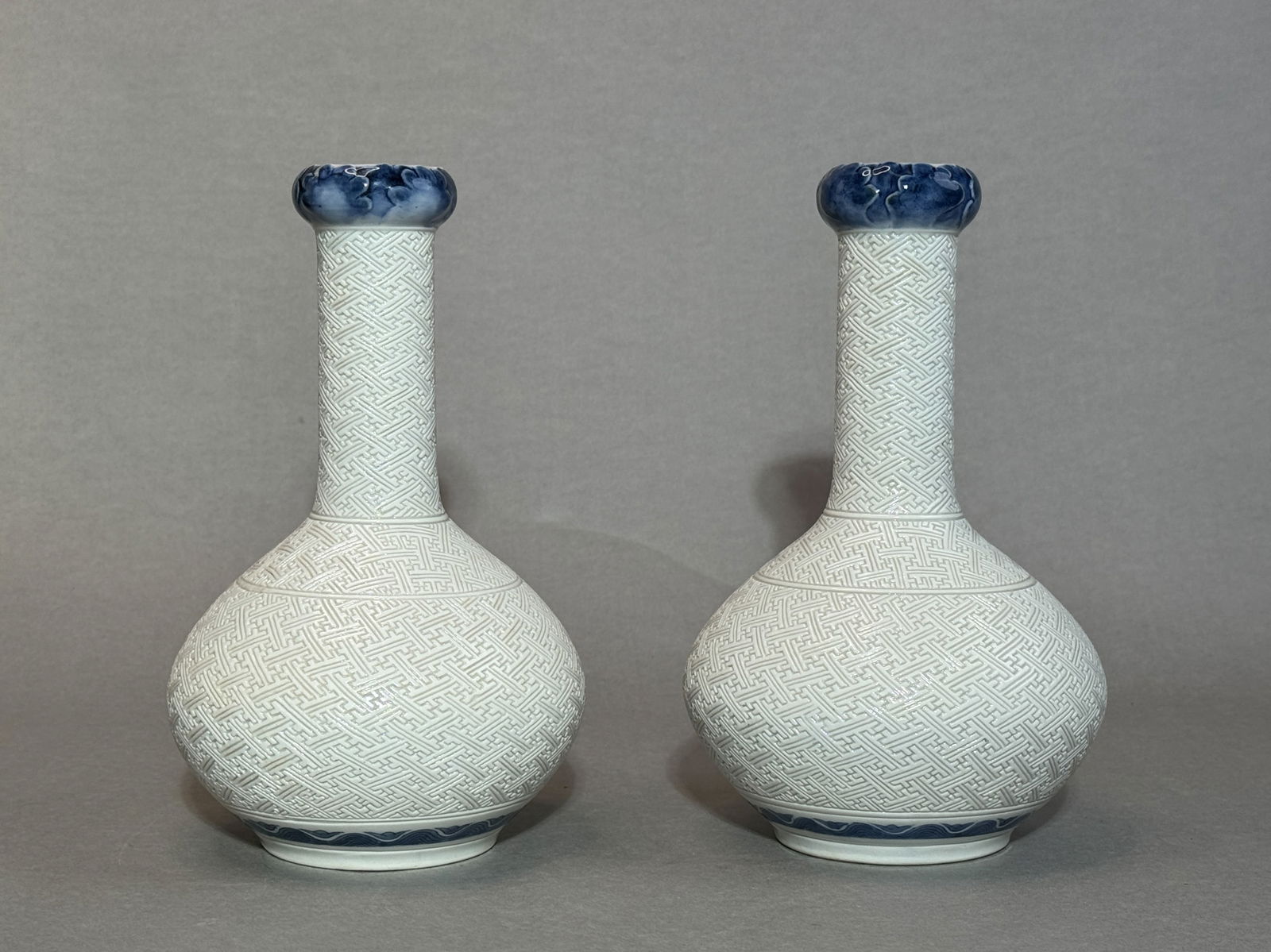 Pair of Japanese Hirado Porcelain Long Neck Vases, Meiji Period (1 of 12)