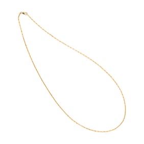 A high karat gold chain