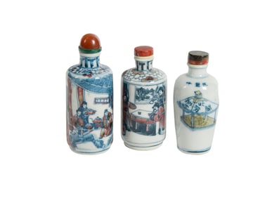 (lot of 3) Chinese blue and white snuff bottles with copper red decorations