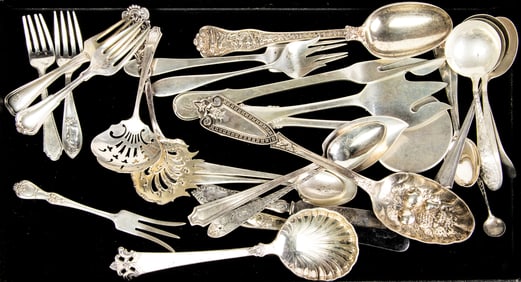 A Lot of miscellaneous sterling flatware including a Tiffany mythology pattern dessert spoon; (4)