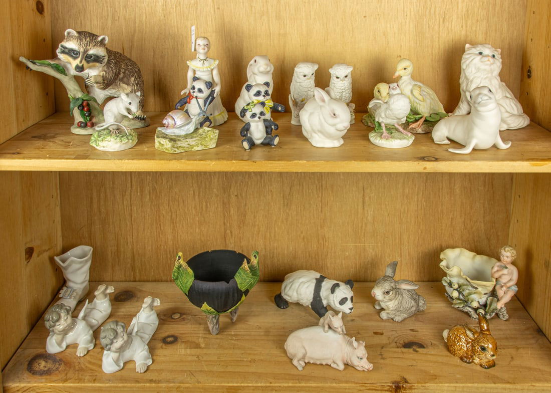 A group of Cybis, Boehm and Lladro porcelain figures (1 of 1)