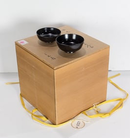 A set of Japanese Komaru bowls