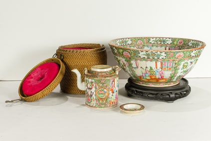 (lot of 2) Chinese famille rose medallion punch bowl and teapot with a basket