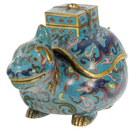 A Chinese cloisonne enamel tortoise