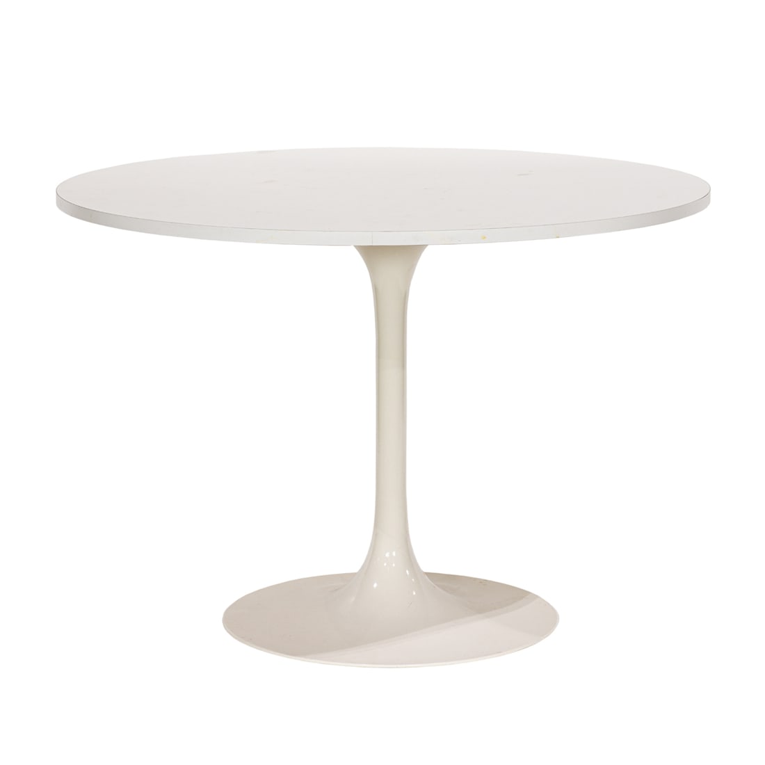 An Eero Saarinen style tulip dining table (1 of 4)
