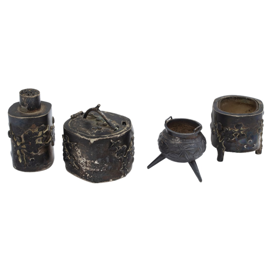 Four Chinese silver table articles (1 of 1)