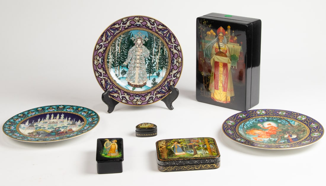Four Russian lacquer boxes (1 of 1)