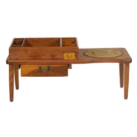 A Primitive pine cobbler's bench