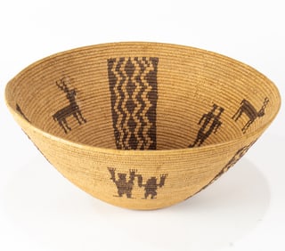 A large Yokuts Native American pictorial basket
