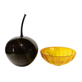 Two Dick Huss etched studio art glass objects, including an apple with gilt flecks and applied glass