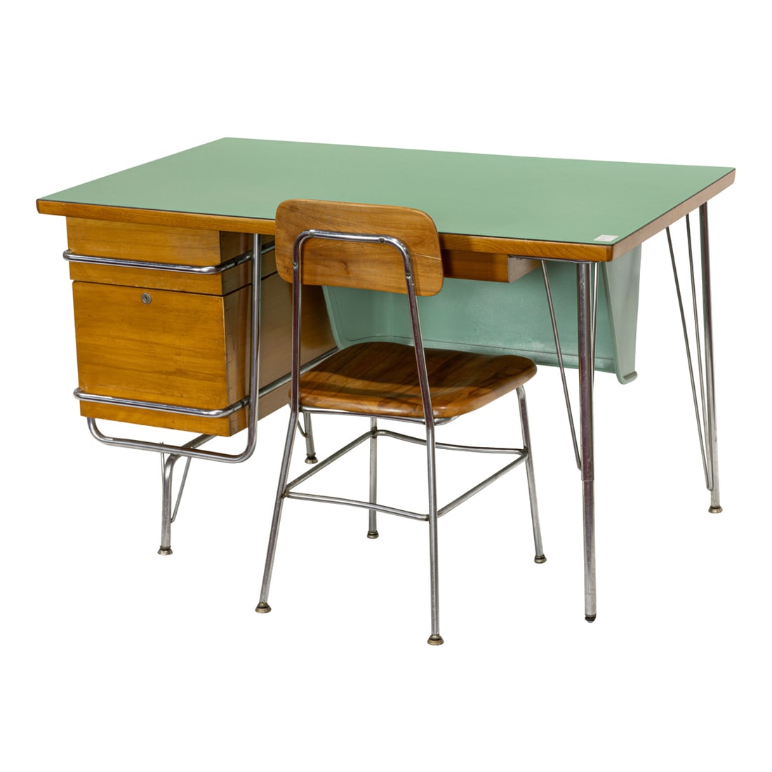 A Kem Weber for Heywood Wakefield 'Trimline' desk and chair (1 of 8)