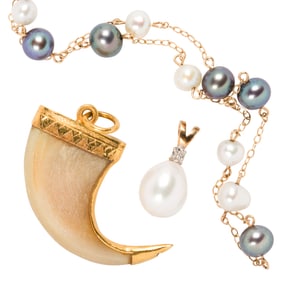 A group of 14k gold jewelry