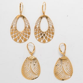 Two pairs of 14k gold earrings