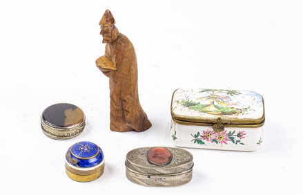 Four European snuff or pill boxes