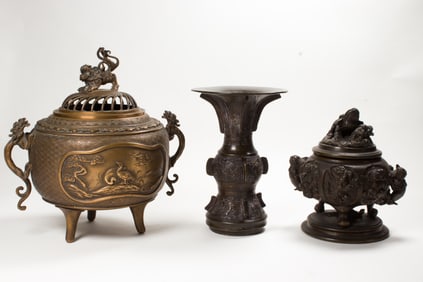 (lot of 3) Japanese bronze articles