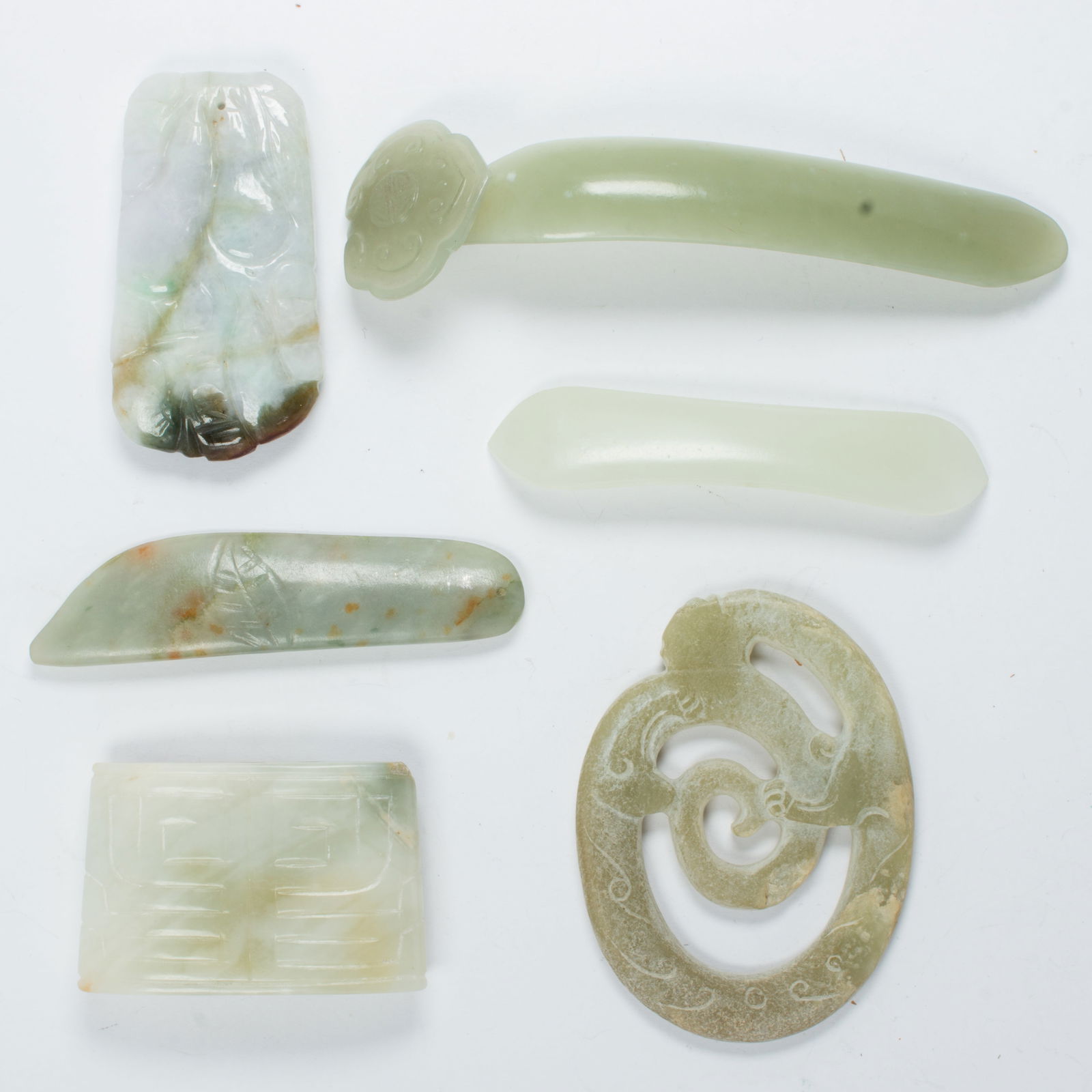 (lot of 6) Chinese jade and hardstone carvings (1 of 1)