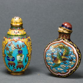 (lot of 2) Chinese cloisonne enamel snuff bottles