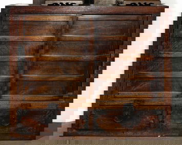A Japanese tansu
