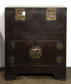A Chinese elm money chest