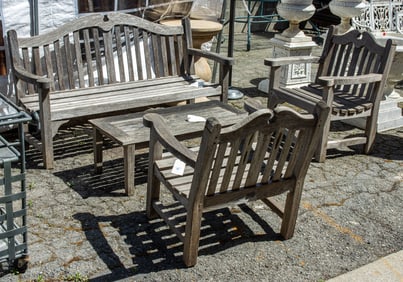 A Smith and Hawkins teak patio set