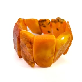 Vintage and Old Natural Baltic Amber Bracelet