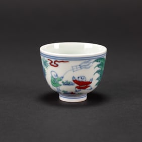 Chinese Doucai 'Figural' Cup, Chenghua Mark