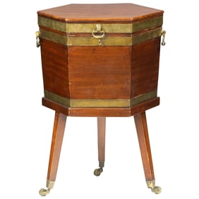 A George III mahogany cellarette