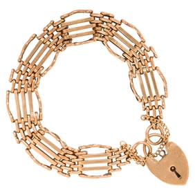 A Victorian 9k gold bracelet