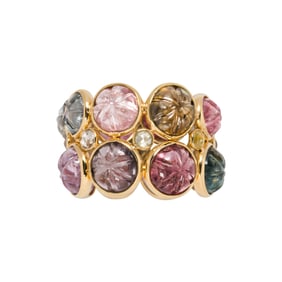 A multi-color spinel, diamond and 18k gold ring