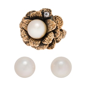 A cultured pearl, diamond and 14k gold ring with stud earrings