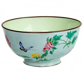 A Chinese enameled 'three abundance' bowl