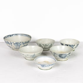 (lot of 6) Chinese export blue and white bowls for the Southeast Asian market