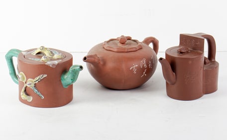 (lot of 3) Chinese yixing teapots.