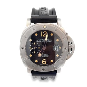 Panerai Men's Luminor Submersible Watch