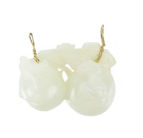 Chinese Carved White Jade Peach Group Pendant with 14 Karat Gold, Qing Dynasty