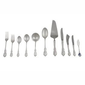 A Towle Legato sterling silver flatware service