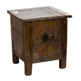 A small oak chest with removeable hinged top and two carrying handles