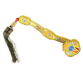 A Chinese painted enamel ruyi scepter