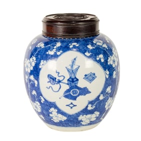 A Chinese blue and white cracked-ice ground jar