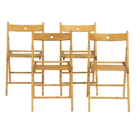 A Swedish solid pine extending dining table